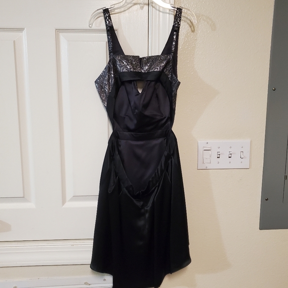 Guess by Marciano Dress - Picture 3 of 4